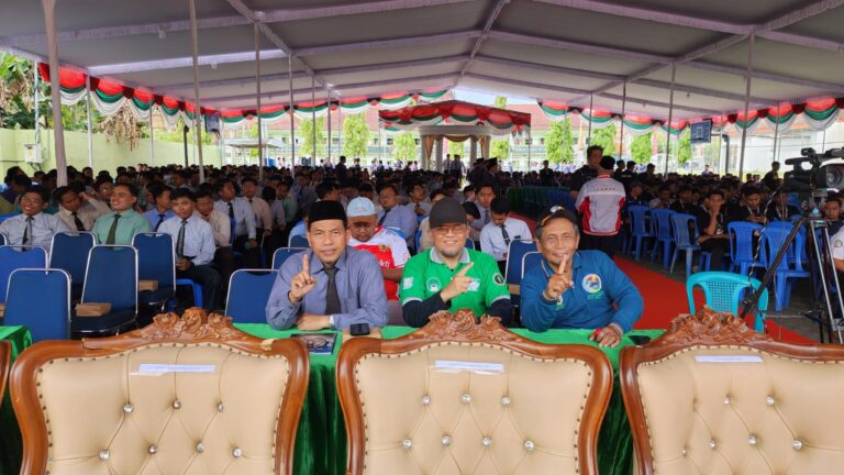 IKPM Banten Tampil Solid di 100 Tahun Gontor: Dr. KH Soleh Rosyad Dampingi Kontingen Banten dalam Ajang Persaudaraan dan Silaturahmi